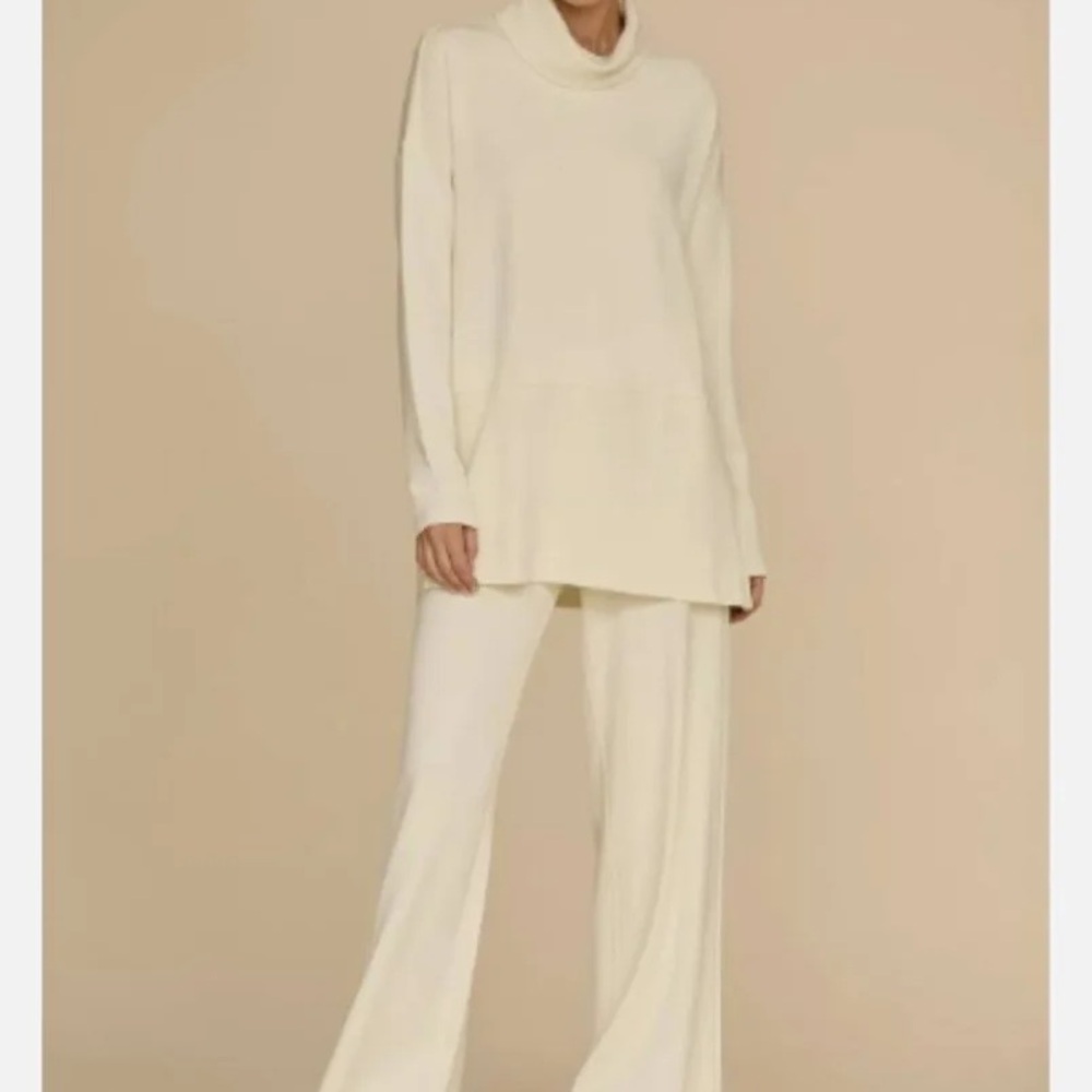 Noli Cream Cowl Neck and pant set Small